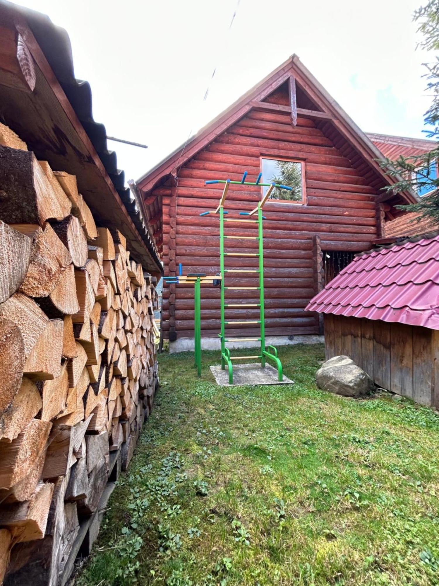 Guest House Kaspiy Буковел Екстериор снимка